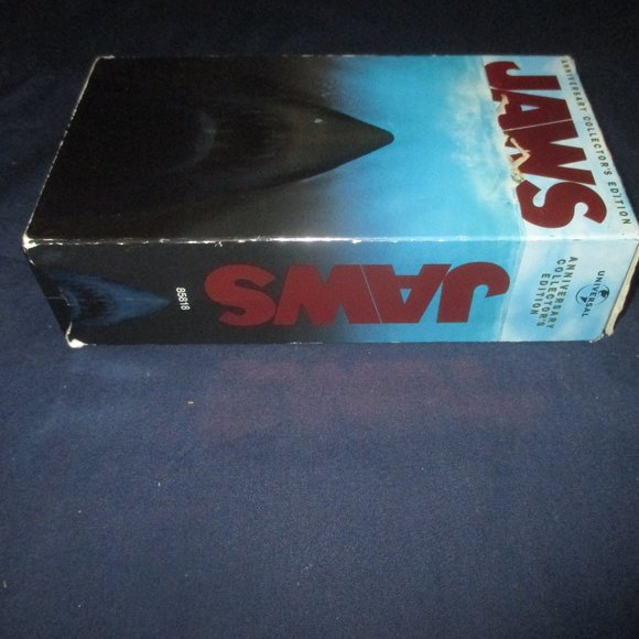 Jaws (VHS, 2000, 2-Tape Set, Anniversary Collectors Edition Double-Pack) - Picture 5 of 7